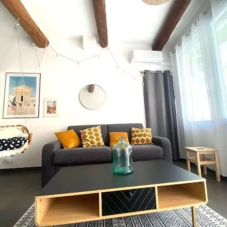 Le Cosy